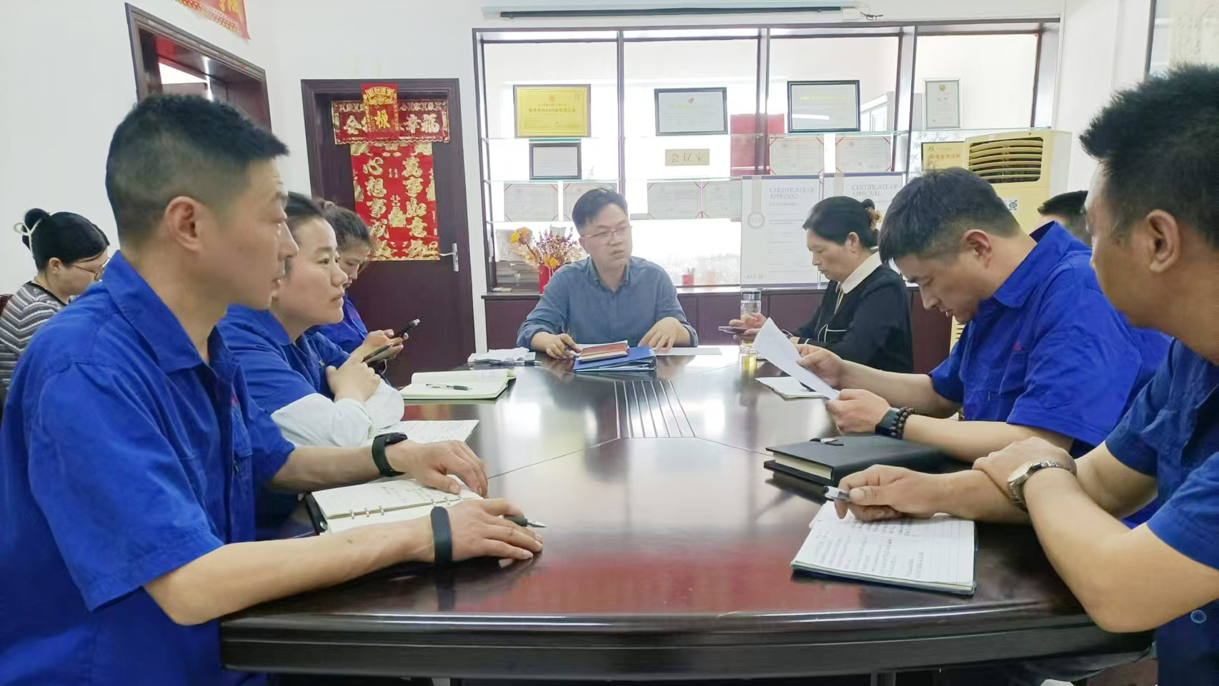 Dafeng Mingyue Bearing Bush Co. Ltd. mengadakan pertemuan kerja bulanan kelima untuk tahun 2025